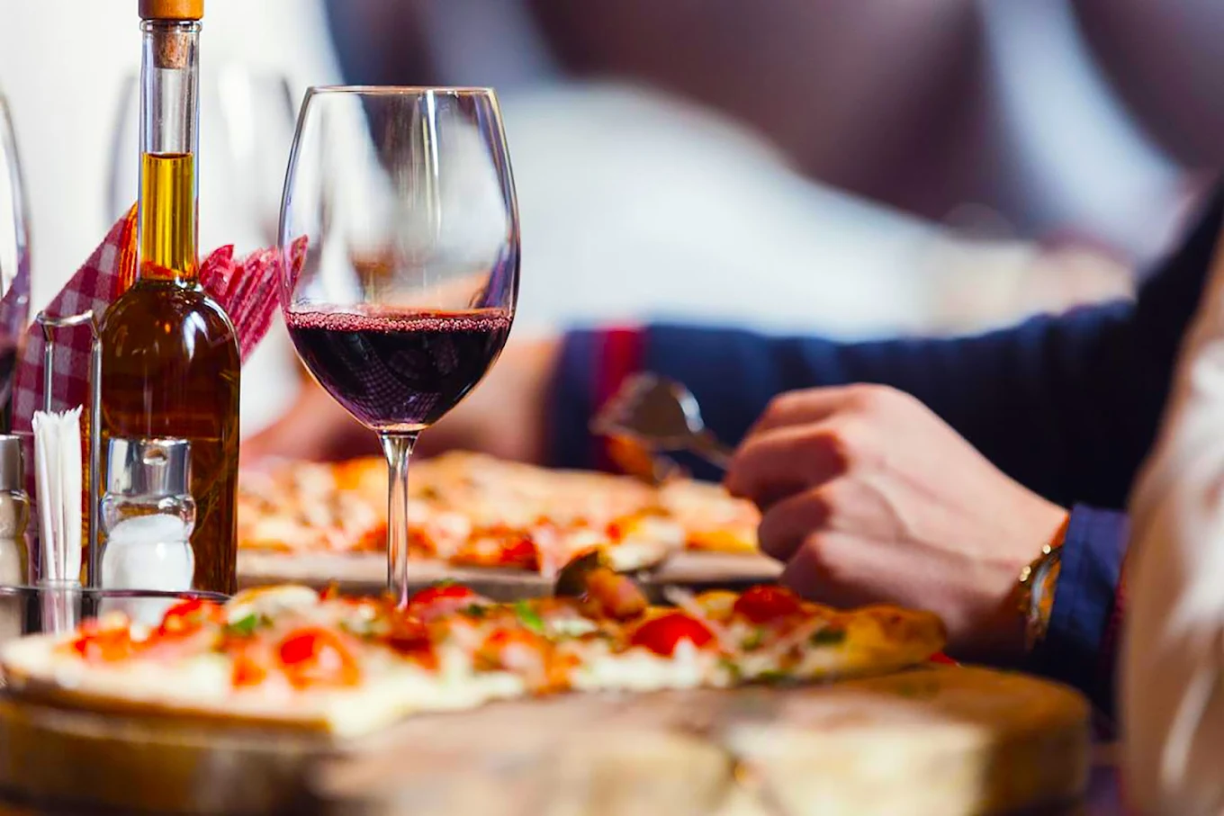 Vegan Beyond Meat pizza and dairy-free options at Avatara Pizza Calgary NW SW