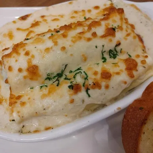 Avatara Pizza T-Rex Pizza - meat lovers gluten-free pizza with hormone-free ham, salami, pepperoni and bacon Calgary